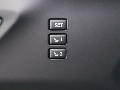 New 2025 Subaru Ascent Bronze Edition image 17