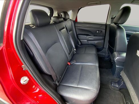 Used 2016 Mitsubishi Outlander Sport SEL FWD image 19