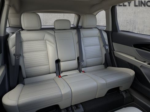 New 2026 Lincoln Nautilus Reserve AWD/4WD image 11
