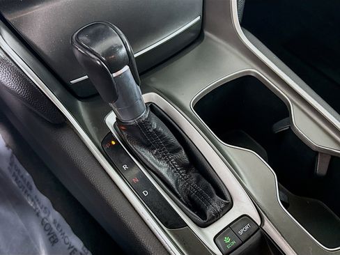 Used 2018 Honda Accord Sport image 20