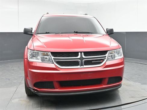 Used 2017 Dodge Journey SE w/ Flexible Seating Group FWD image 2