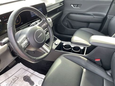 Used 2024 Hyundai Kona Limited FWD image 14