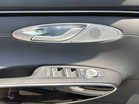 Certified 2026 Genesis GV70 2.5T AWD/4WD image 16