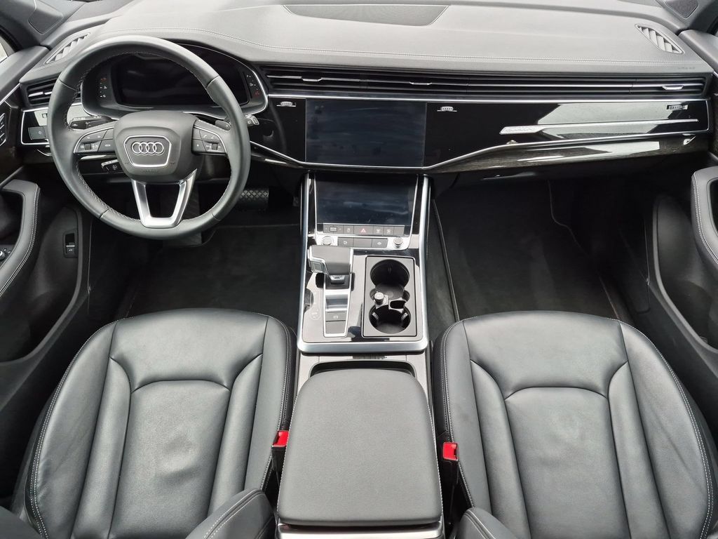 Used 2025 Audi Q7 3.0T Premium Plus AWD/4WD image 15