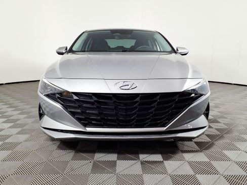 Certified 2021 Hyundai Elantra SEL FWD image 2