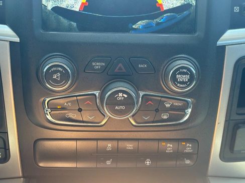 Used 2019 RAM 1500 Big Horn AWD/4WD image 24