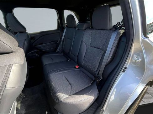 Certified 2026 Subaru Forester Premium AWD/4WD image 20