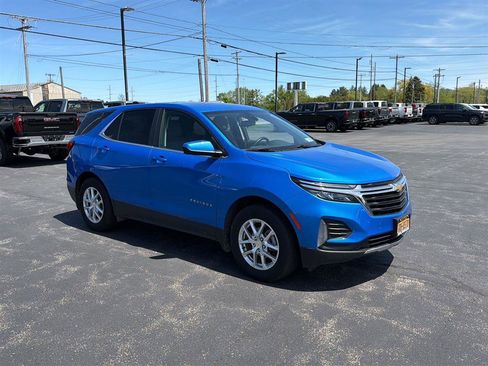 Used 2024 Chevrolet Equinox LT w/ LPO, Floor Liner Package AWD/4WD image 2