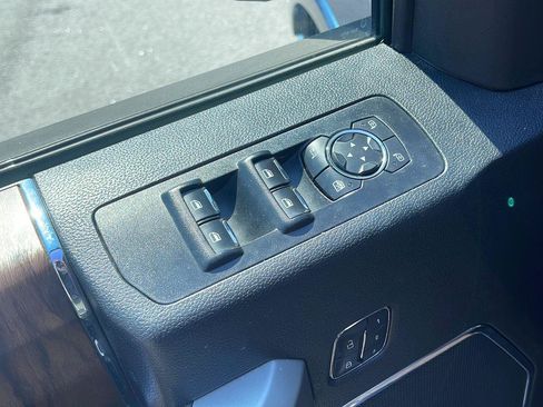 Used 2018 Ford F150 Lariat w/ Equipment Group 502A Luxury RWD image 15
