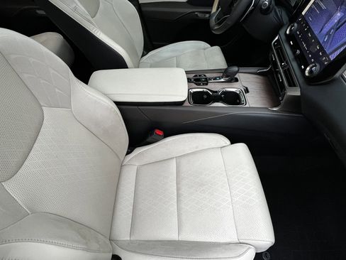 Used 2024 Lexus RX 350 image 45