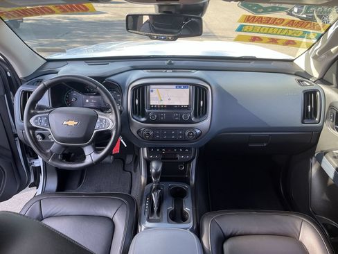Used 2022 Chevrolet Colorado Z71 w/ Safety Package AWD/4WD image 18