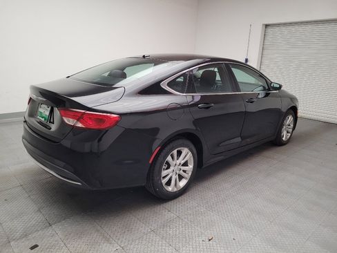 Used 2015 Chrysler 200 Limited w/ Convenience Group image 9