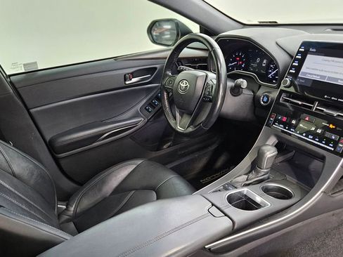 Used 2019 Toyota Avalon XLE w/ Carpet Mat Package image 26