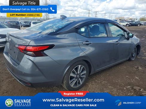 Used 2021 Nissan Versa SV FWD image 4