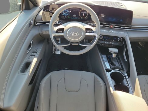 New 2026 Hyundai Elantra SEL FWD image 10