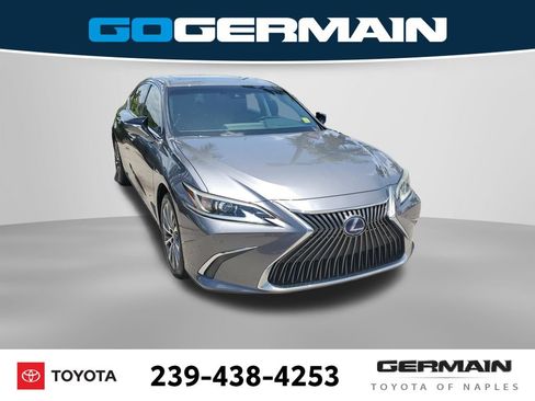 Used 2020 Lexus ES 300h w/ Premium Package FWD image 5