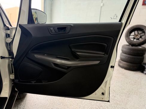 Used 2021 Ford EcoSport SES AWD/4WD image 14