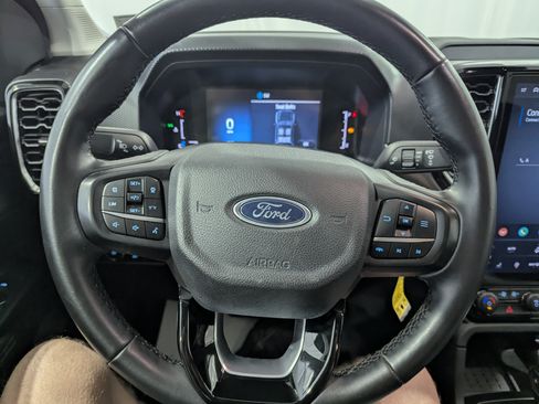 Used 2024 Ford Ranger XLT AWD/4WD image 19
