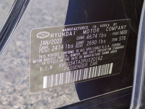 Used 2023 Genesis G70 2.0T w/ Sport Prestige Package image 32