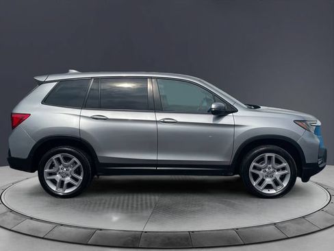 Used 2024 Honda Passport EX-L image 6