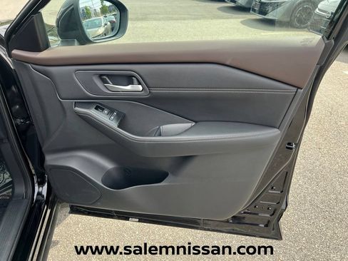 Certified 2023 Nissan Rogue SV w/ SV Premium B Package AWD/4WD image 26