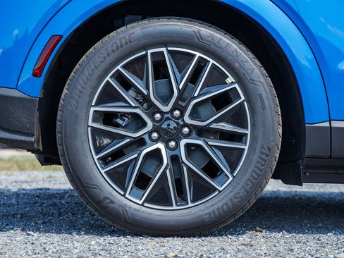 New 2025 Ford Mustang Mach-E Premium image 19