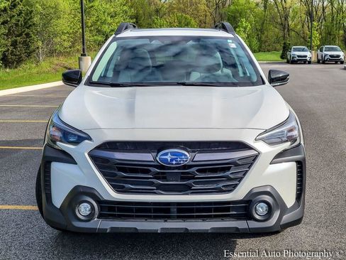 Used 2024 Subaru Outback Premium AWD/4WD image 4