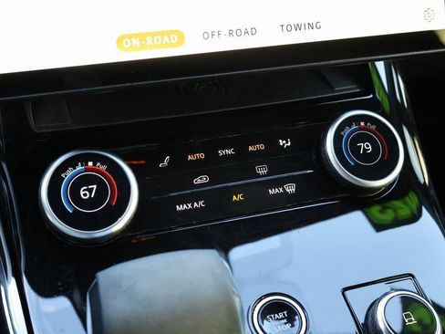 Used 2023 Land Rover Range Rover Sport SE image 26