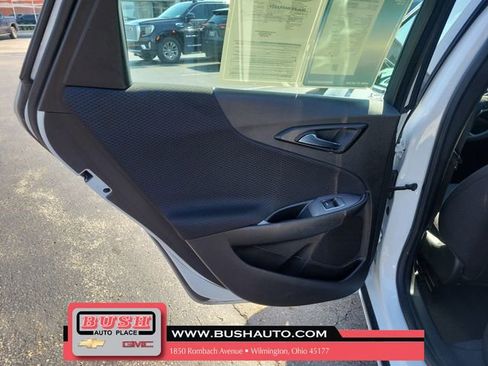 Used 2023 Chevrolet Malibu LT image 14