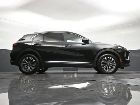 Certified 2026 Buick Envision Preferred AWD/4WD image 29
