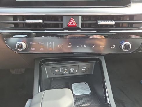 New 2026 Kia K5 GT-Line w/ GT-Line Premium Package FWD image 34