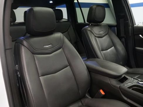 Certified 2024 Cadillac XT6 Premium Luxury w/ Technology Package AWD/4WD image 17