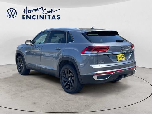 Certified 2023 Volkswagen Atlas Cross Sport SE w/ Panoramic Sunroof Package FWD image 3