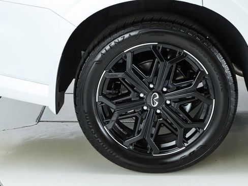 New 2026 INFINITI QX80 4WD image 54