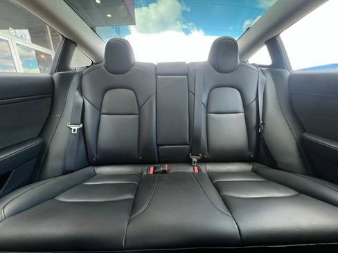 Used 2019 Tesla Model 3 Standard Range Plus image 28