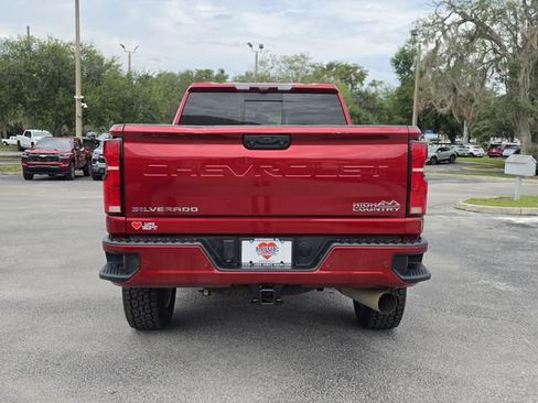 Used 2025 Chevrolet Silverado 2500 High Country w/ Technology Package AWD/4WD image 5