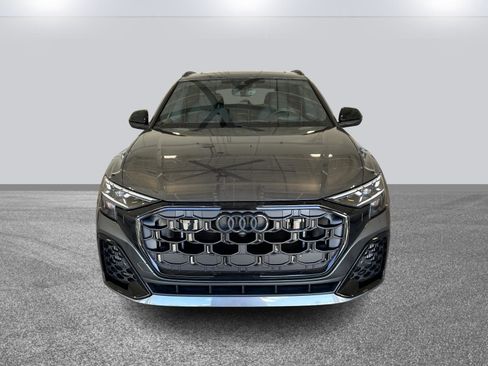 New 2026 Audi SQ8 Prestige image 2