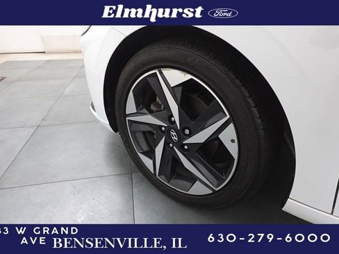 Used 2021 Hyundai Elantra Limited image 30