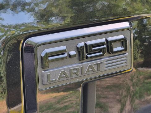 Used 2025 Ford F150 Lariat AWD/4WD image 10