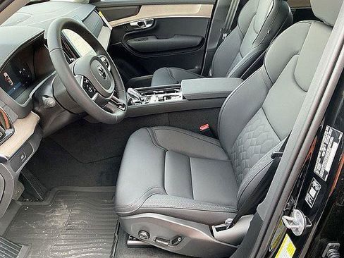New 2026 Volvo XC90 B5 Plus w/ Protection Package AWD/4WD image 15