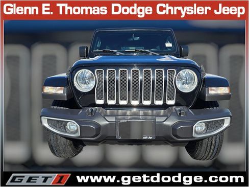 Certified 2022 Jeep Wrangler Unlimited Sahara image 2