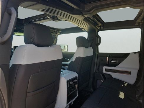 New 2025 GMC Hummer EV 2X image 13