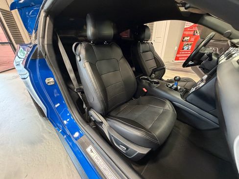 Used 2017 Ford Mustang GT Premium w/ Enhanced Security Package RWD image 4