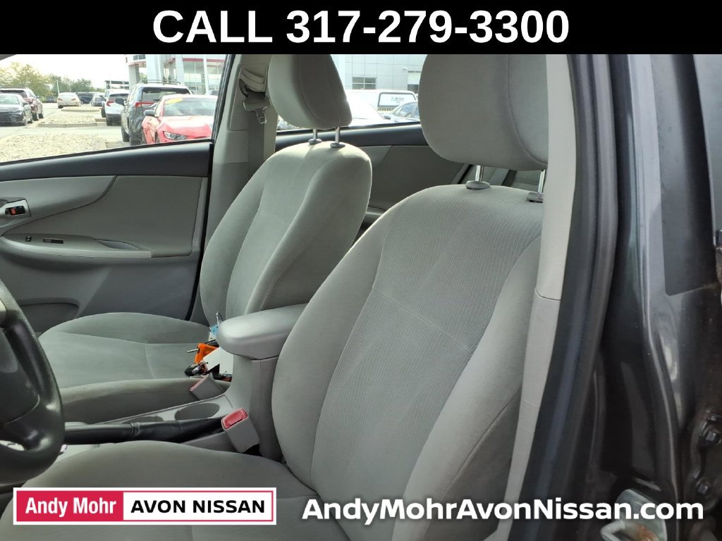 Used 2013 Toyota Corolla LE FWD image 15