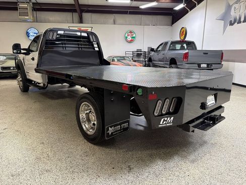 Used 2019 Ford F550 2WD Regular Cab Super Duty image 5