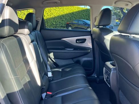 Used 2016 Nissan Murano Platinum image 13