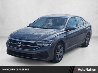 Used 2024 Volkswagen Jetta SE FWD video 1