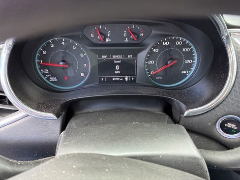 Used 2020 Chevrolet Malibu LT FWD image 17