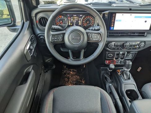 New 2026 Jeep Wrangler Unlimited Rubicon AWD/4WD image 11
