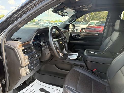 Used 2024 Chevrolet Suburban High Country w/ Advanced Technology Package AWD/4WD image 23
